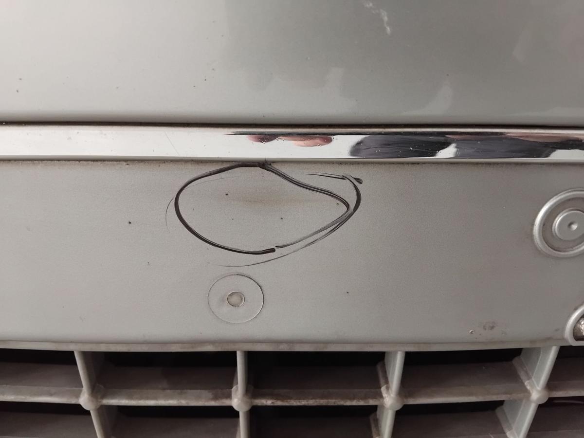 Ford Mondeo 4 BA7 original Sto&szlig;stange Sto&szlig;f&auml;nger vorn mit PDC Grill BJ2007 Cosmic Silber