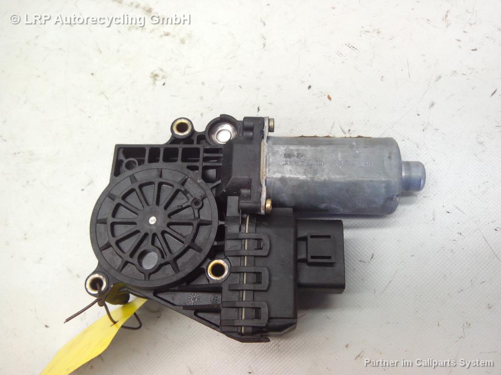 Audi Allroad C5 4BH Fensterhebermotor vorn rechts 4B0959802E BROSE BJ2002