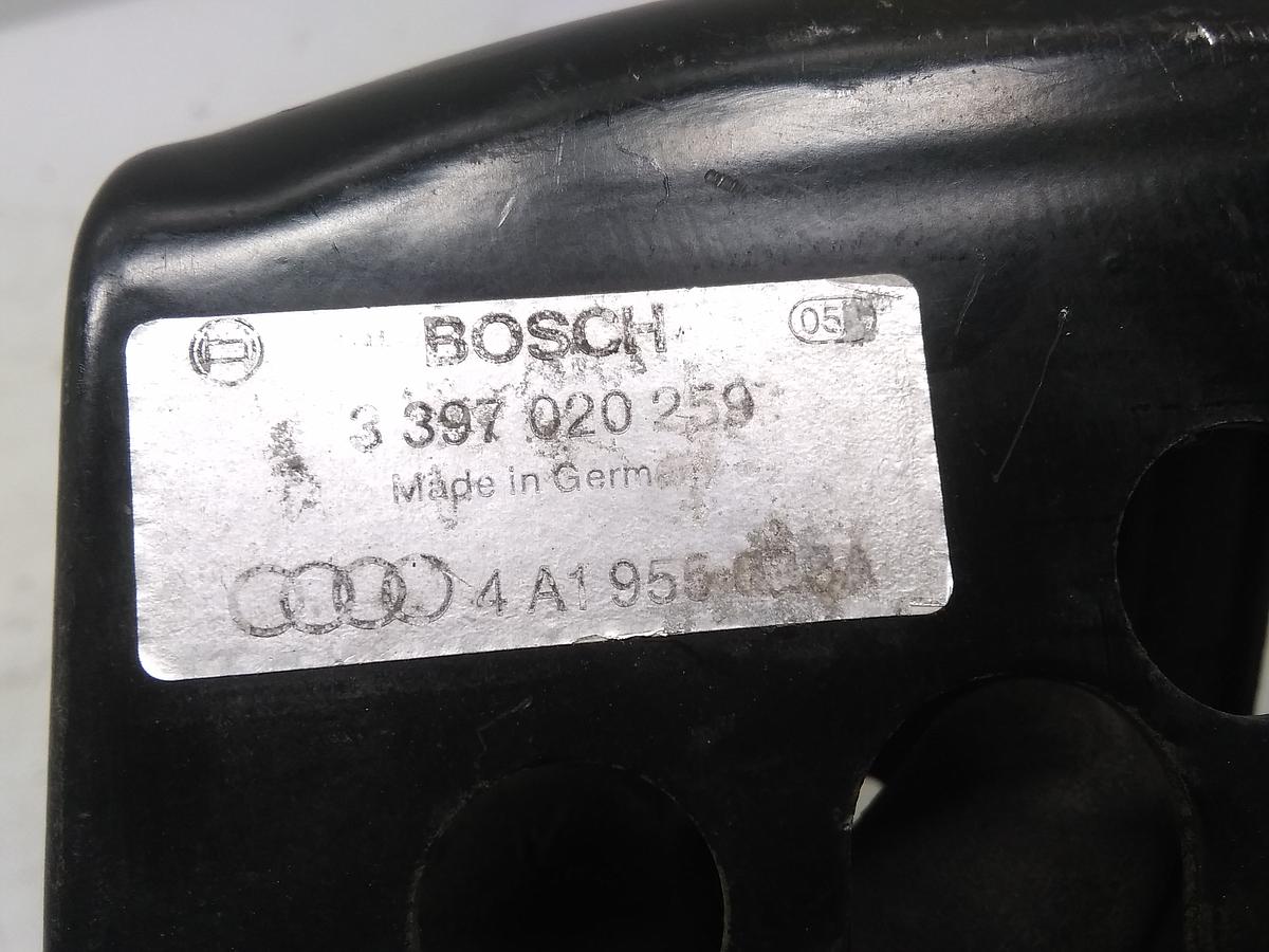 Audi 100 A6 C4 original Wischergestänge vorn ohne Motor BJ1991