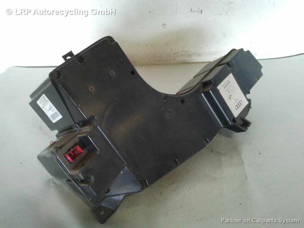 Audi A6 4B original Subwoofer hinten rechts 4B5035382 7606500041 BLAUPUNKT