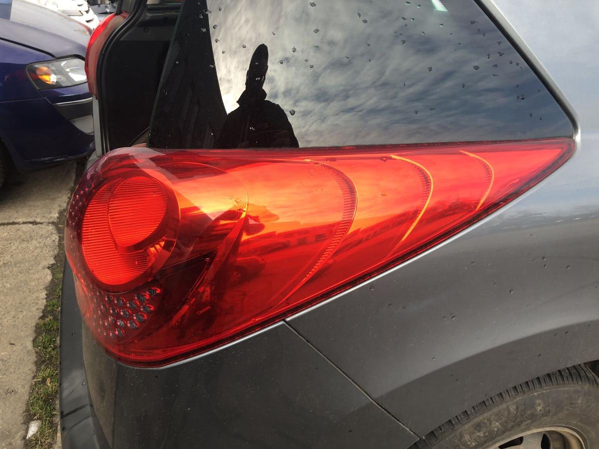 Peugeot 207 SW Typ WE R&uuml;ckleuchte rechts R&uuml;cklicht Heckleuchte Kombi