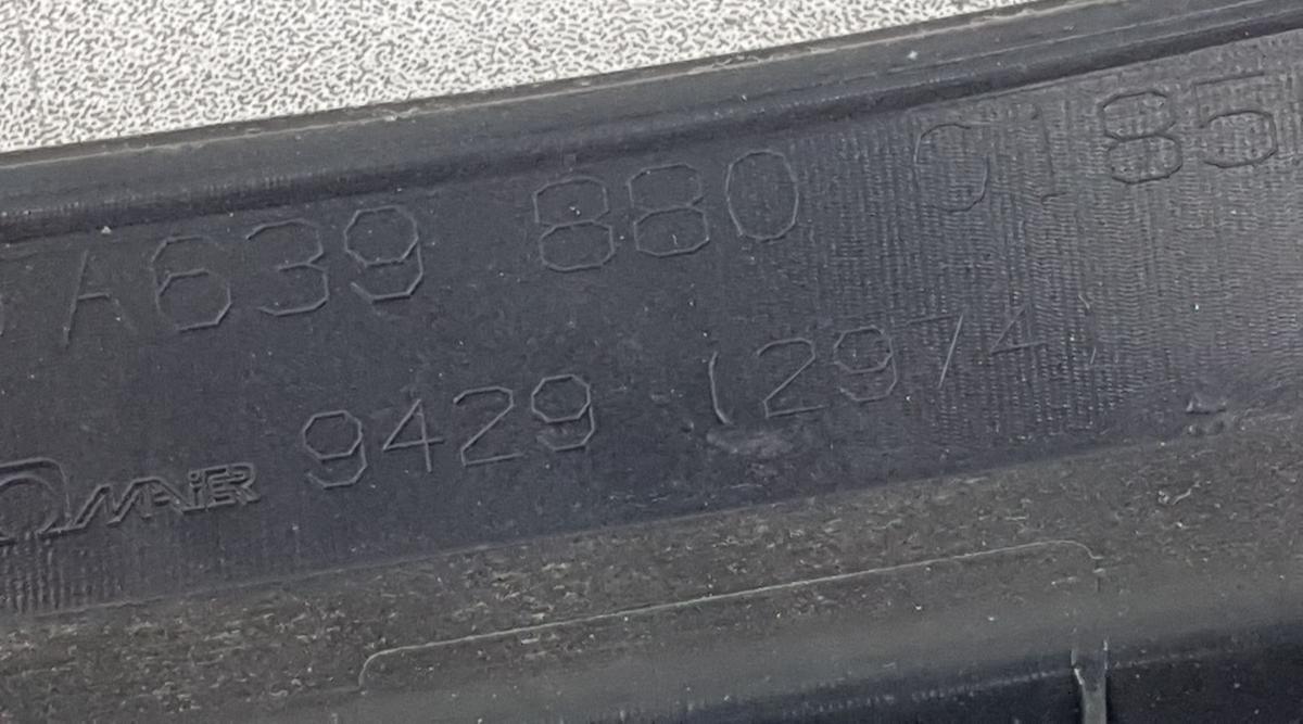 Mercedes Vito 639 Kühlergrill A6398800185 Bj2005 Modell bis 2010