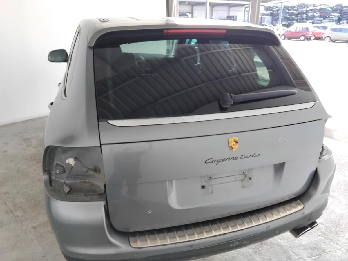 Porsche Cayenne 9PA Turbo Heckklappe LD7Z Titanium inkl. Scheibe dunkel BJ2003