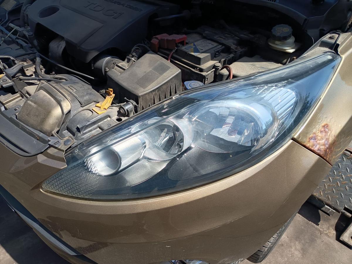 Ford Fiesta VI JA8 original Scheinwerfer links Halogen vor Facelift Bj 2012