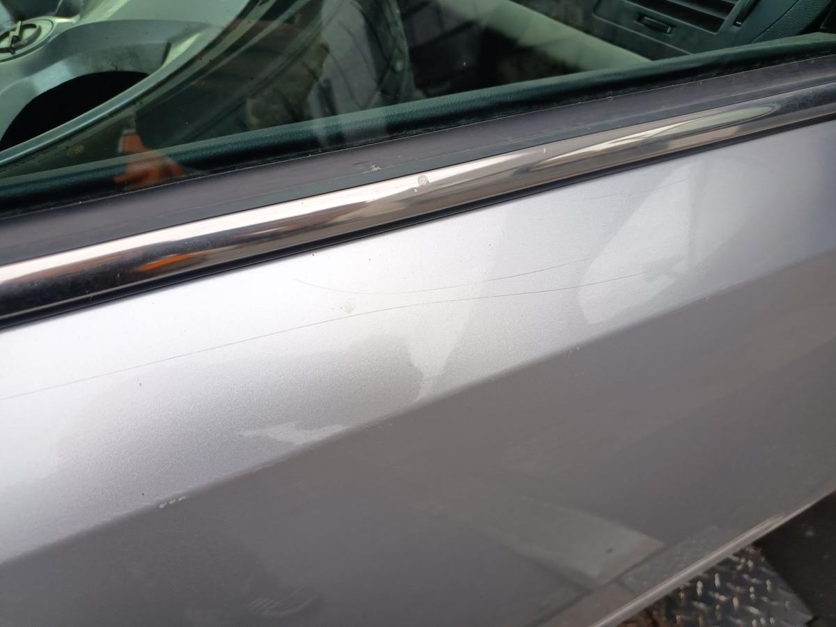 Opel Astra H Caravan Bj 2008 orig T&uuml;r vorn rechts Beifahrer Z157 Starsilber III