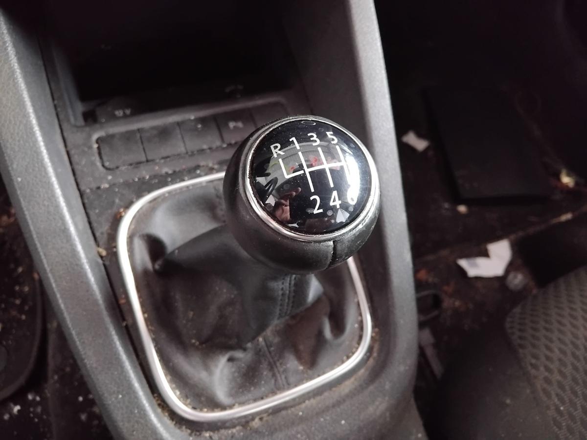 VW Jetta VI 162 6-Gang Schaltgetriebe LHY 1.4TSI 90kw 97325km BJ2012