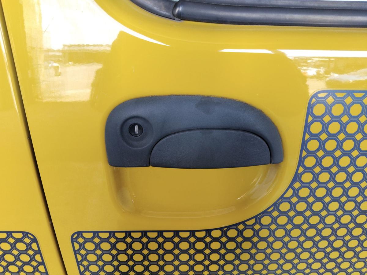 Renault Kangoo 1 Tür vorn rechts Beifahrertür gelb OV396 yellow lemon BJ1998