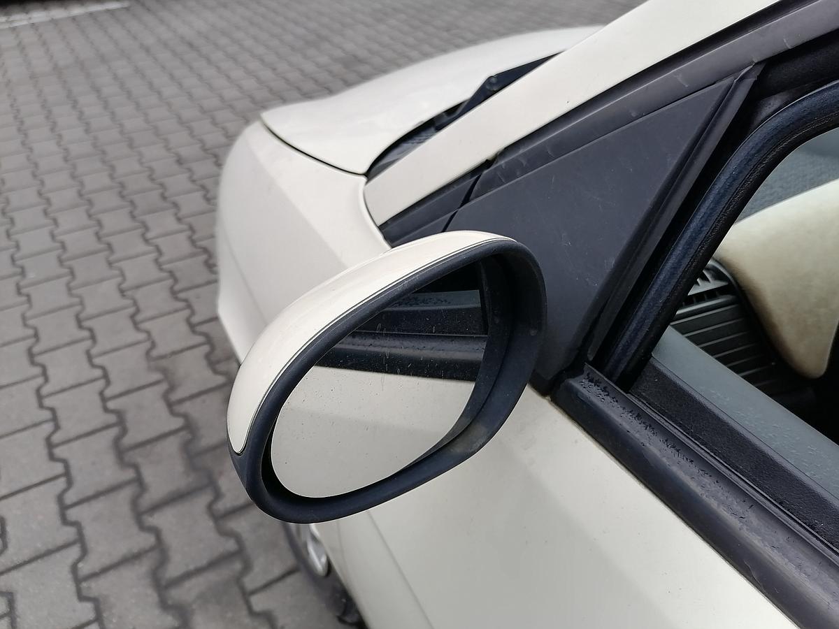 Lancia Ypsilon Außenspiegel links mechanisch Seitenspiegel Beige BJ03-06