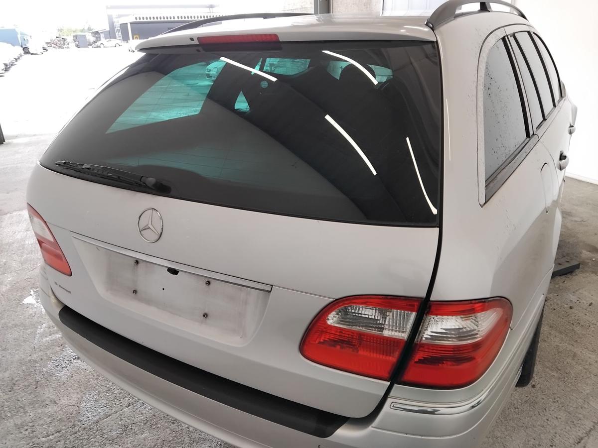 Mercedes E-Klasse Kombi S211 Heckklappe C744 brillantsilber inkl. Scheibe BJ2004