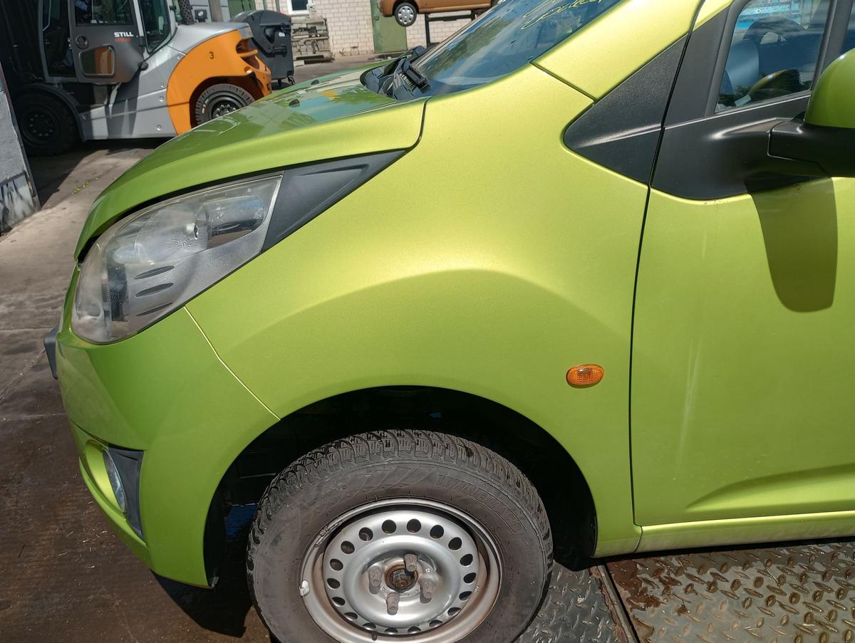 Chevrolet Spark M300 orig Kotflügel links GJT Grün Bj 2010