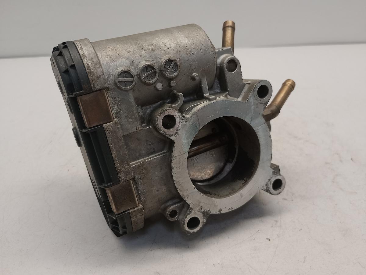 VW Polo 6N orig Drosselklappe 999ccm 37kW Benzin 030133062C Bj 2000