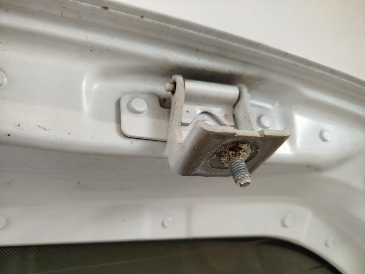 Renault Twingo 2 CN0 Heckklappe Kofferraumklappe Kofferklappe OV369 Ice white