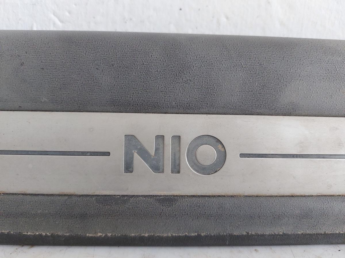 NIO ET7 Elektro Verkleidung Blende Einstiegsleiste vorn links Beleuchtung OEM