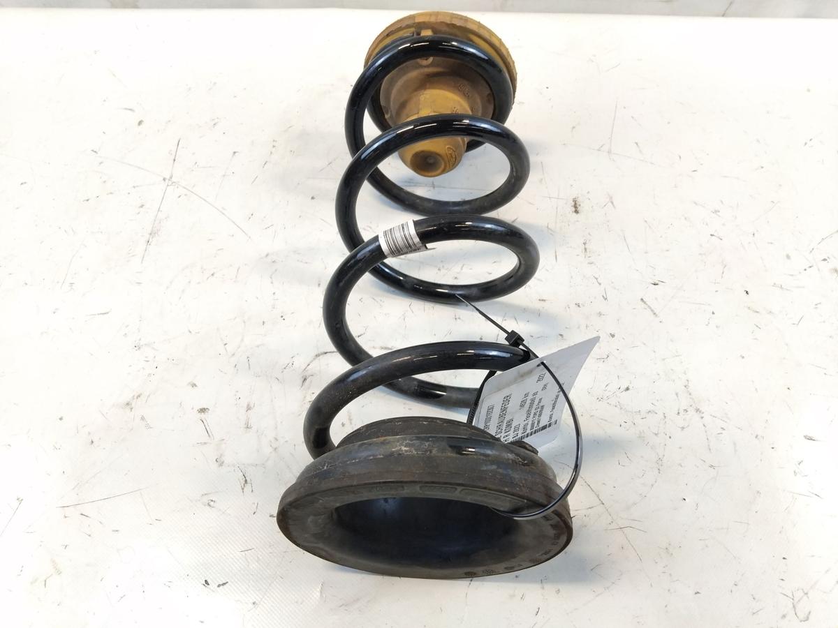 Ford Focus 4 Kombi DEH original Schraubenfeder Hinterachse Bj.2023