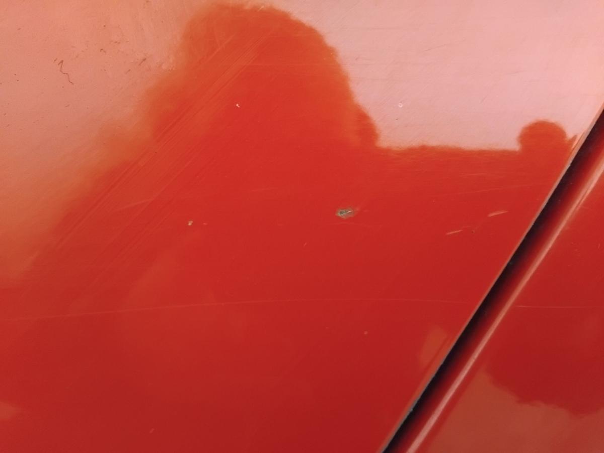 VW Golf 5 1K T&uuml;r hinten links 5-T&uuml;rer Flie&szlig;heck tornadorot LY3D BJ2004