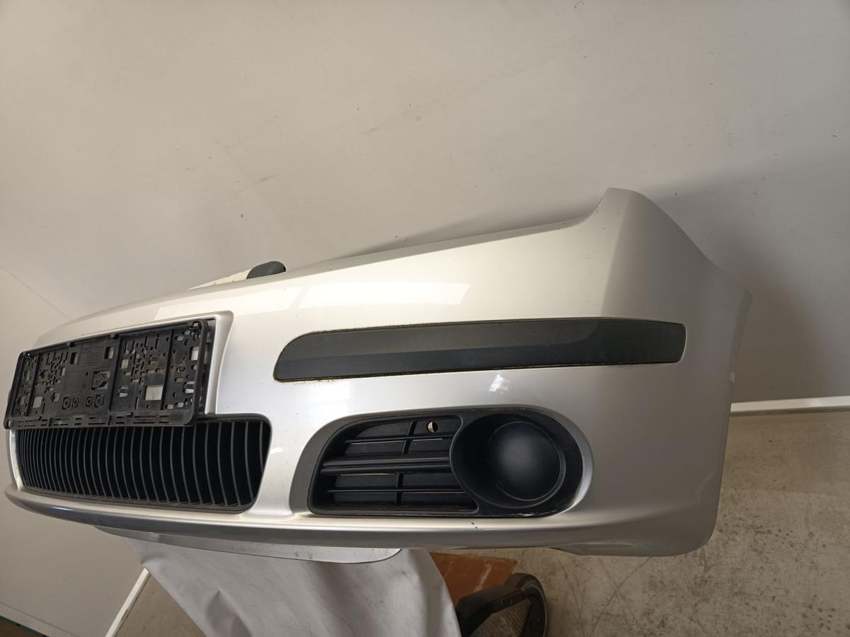 Skoda Fabia 6Y orig Stoßfänger Stoßstange vorn LF7T Silber Bj 2006
