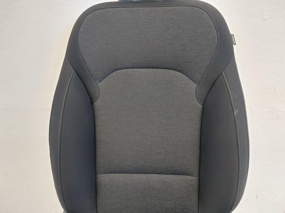 Hyundai i30 PD Mild Hybrid Sitz vorn links Stoff mit Heizung Autositz Fahrersitz