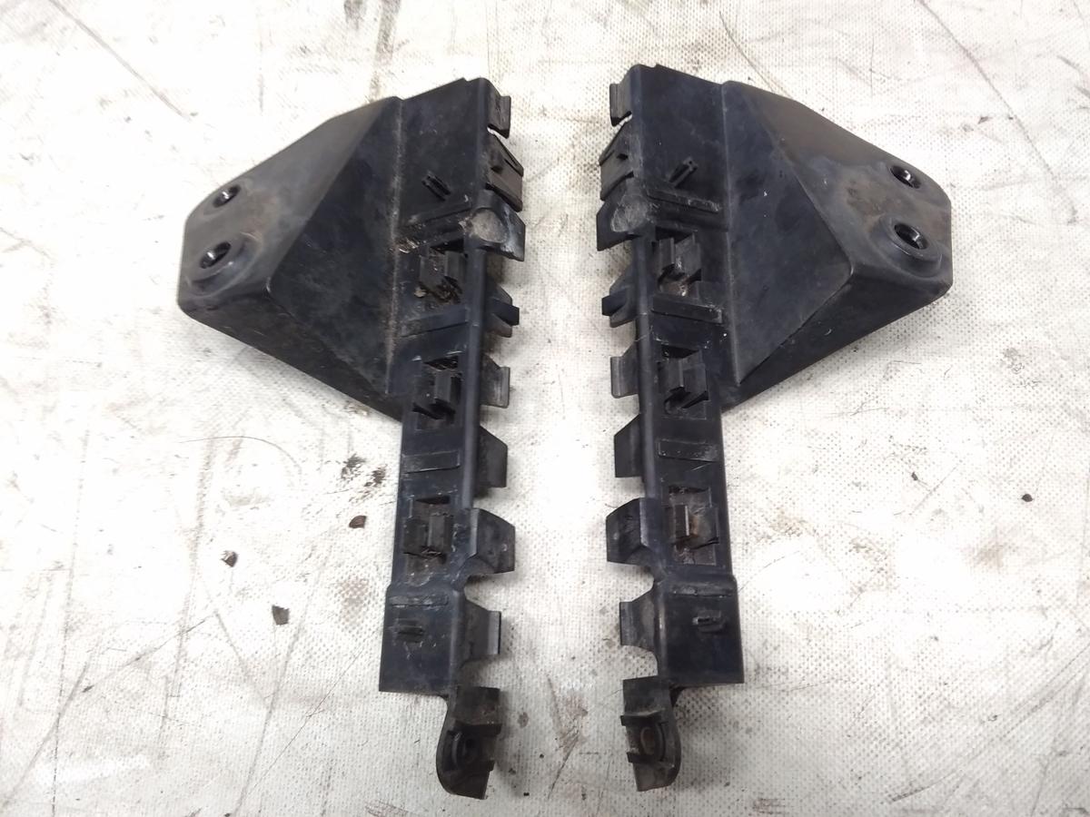 Mitsubishi Colt Z30 3t&uuml;rig orig Satz Halter Stossf&auml;nger vorn MN105207 MN105208