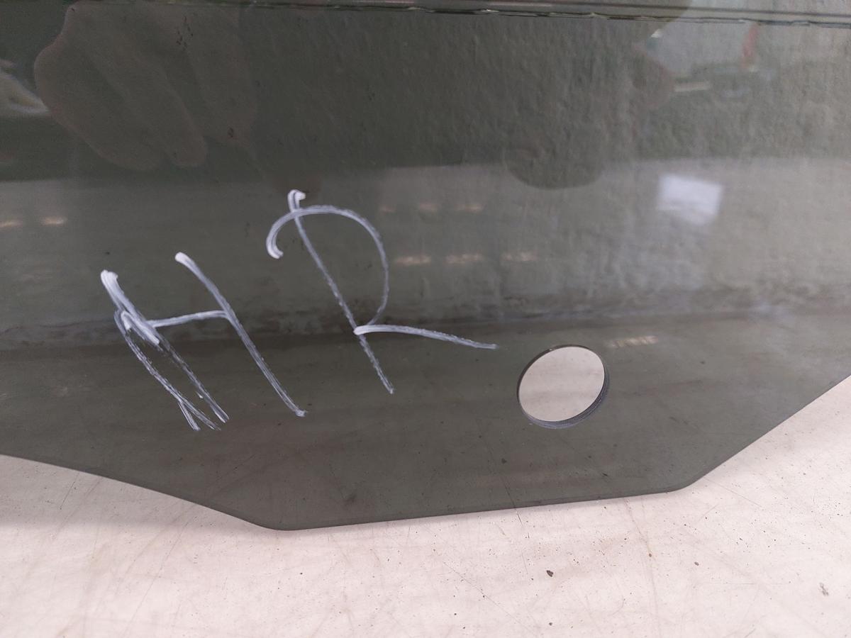 Tesla Model Y Juniper T&uuml;rscheibe hinten rechts Fondt&uuml;r Scheibe VSG Glas get&ouml;nt