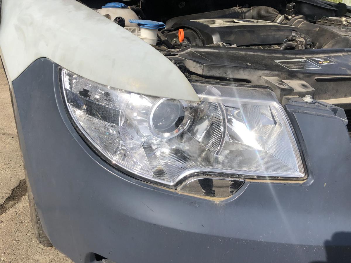 Skoda Superb 2 Typ 3T Scheinwerfer vorn rechts Frontscheinwerfer Halogen TYC