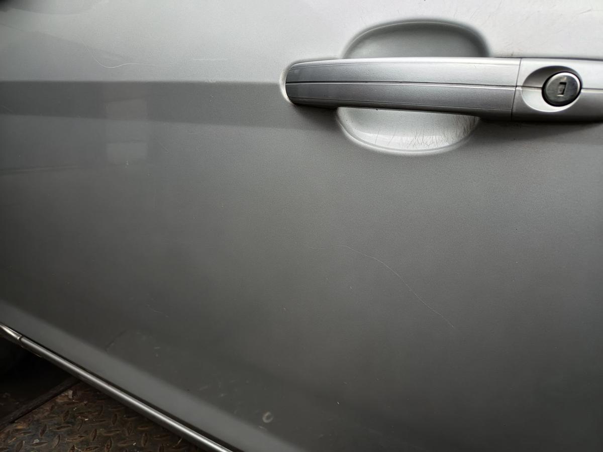 Ford Focus II DA3 original T&uuml;r vorne links Polar Silber Bj 2008