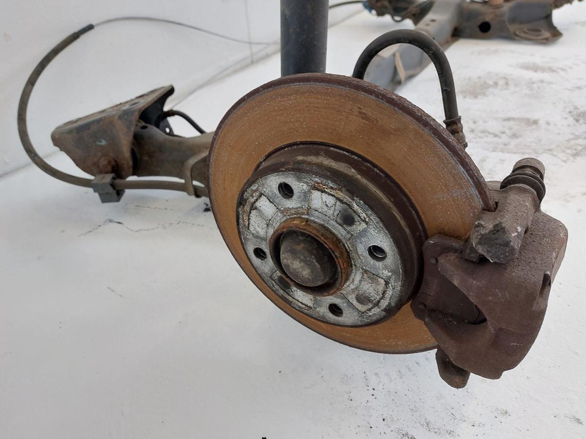 Citroen DS3 Sport Chic Hinterachse Achtr&auml;ger Hinterachstr&auml;ger Scheibenbremse ABS