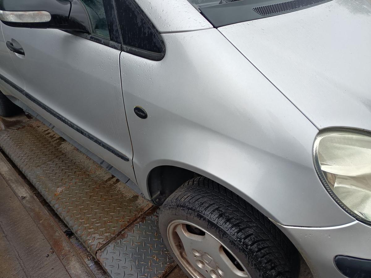 Mercedes A-Klasse W168 original Kotfl&uuml;gel rechts 761 Polarsilber Bj 2004