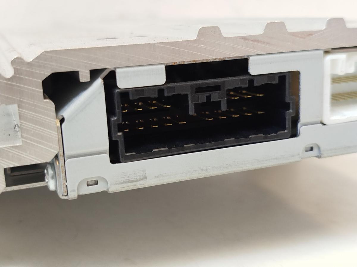 Mitsubishi Eclipse Cross GK0 ab21 Verst&auml;rker Audio Soundsystem Endstufe OEM