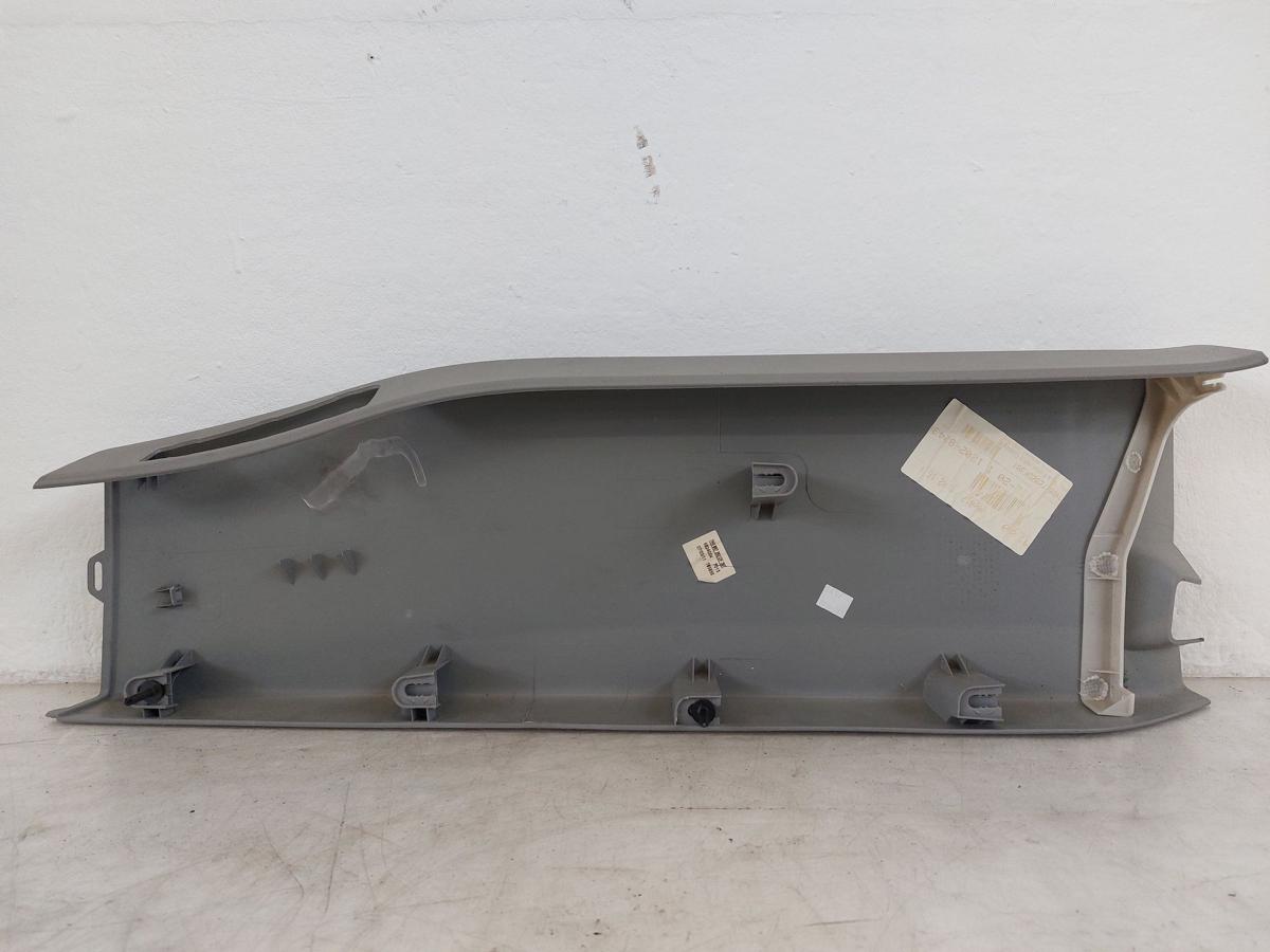 VW T5 7E Blende Abdeckung Verkleidung B-Säule unten rechts Innenverkleidung