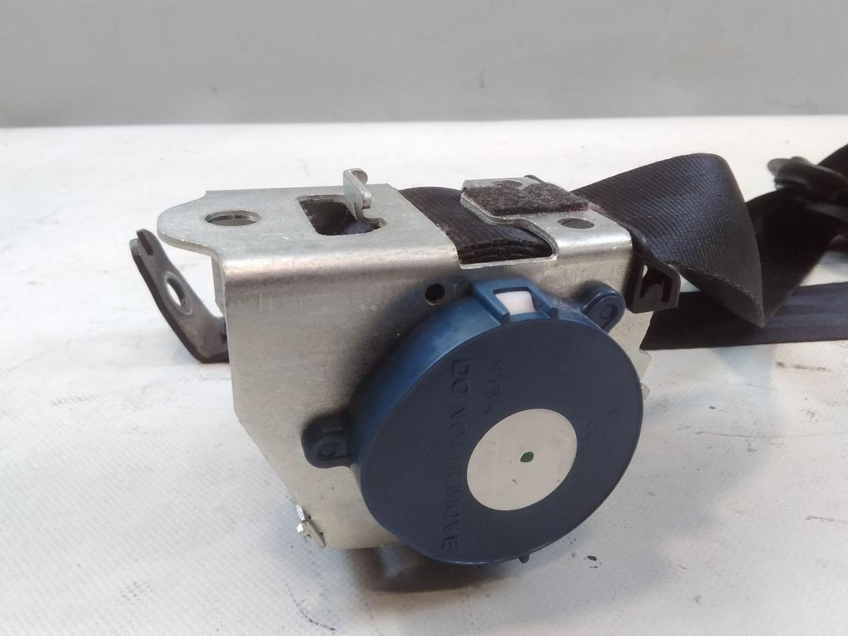 Seat Alhambra 7N original Sicherheitsgurt mitte rechts schwarz Bj.2015