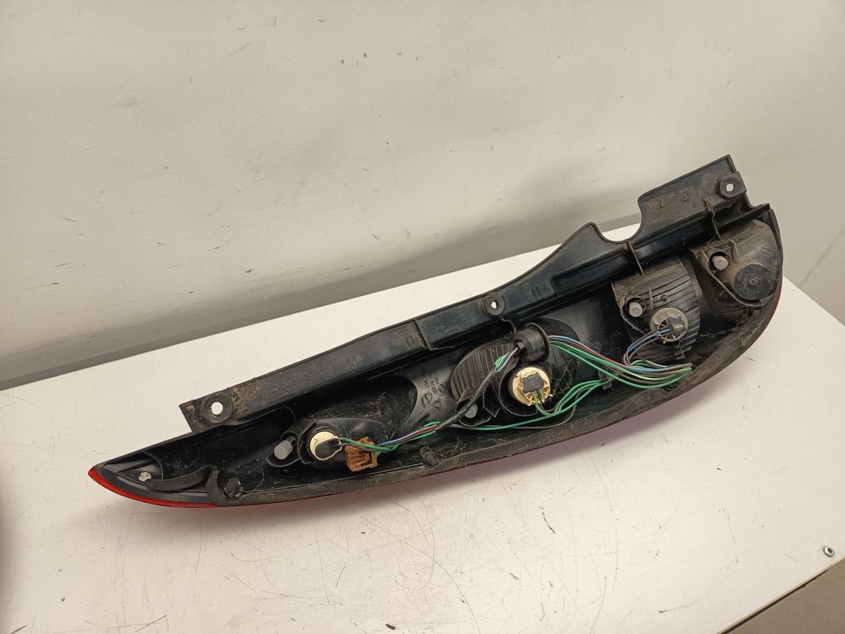 Nissan Almera Tino original R&uuml;ckleuchte rechts vor Faclift Baujahr 2001