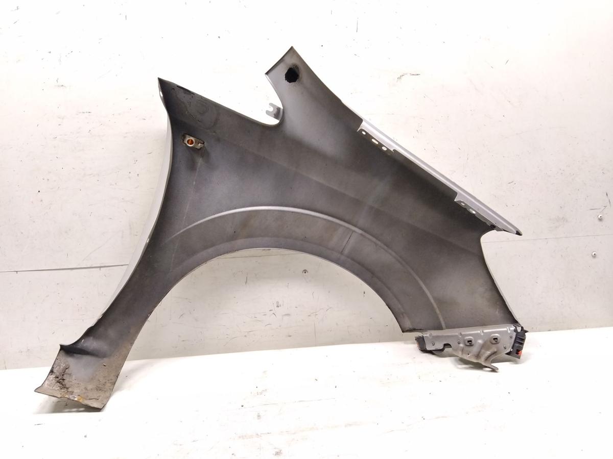 Opel Zafira B original Kotfl&uuml;gel vorn links argonsilbermetallic Bj.2009