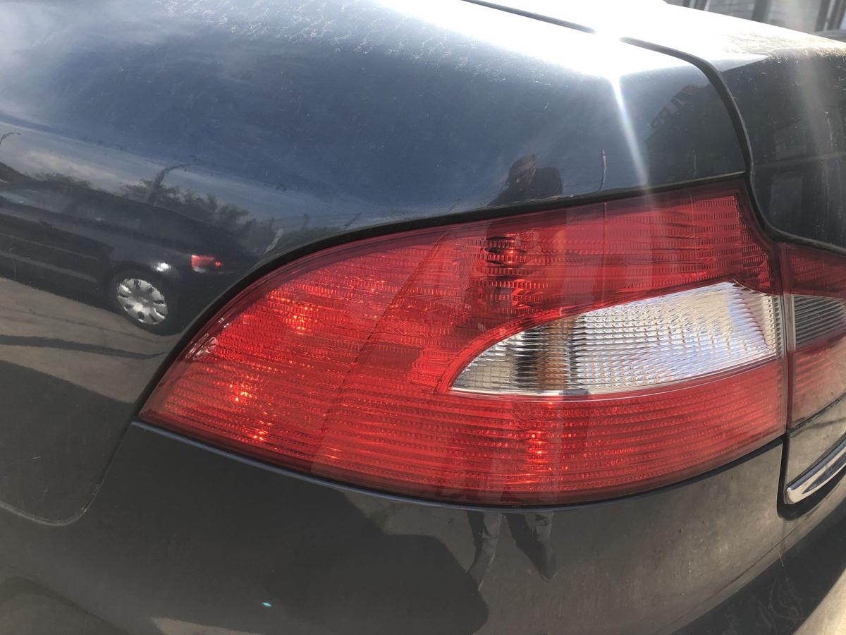 Skoda Superb 2 Typ 3T R&uuml;ckleuchte au&szlig;en links R&uuml;cklicht Heckleuchte Limo