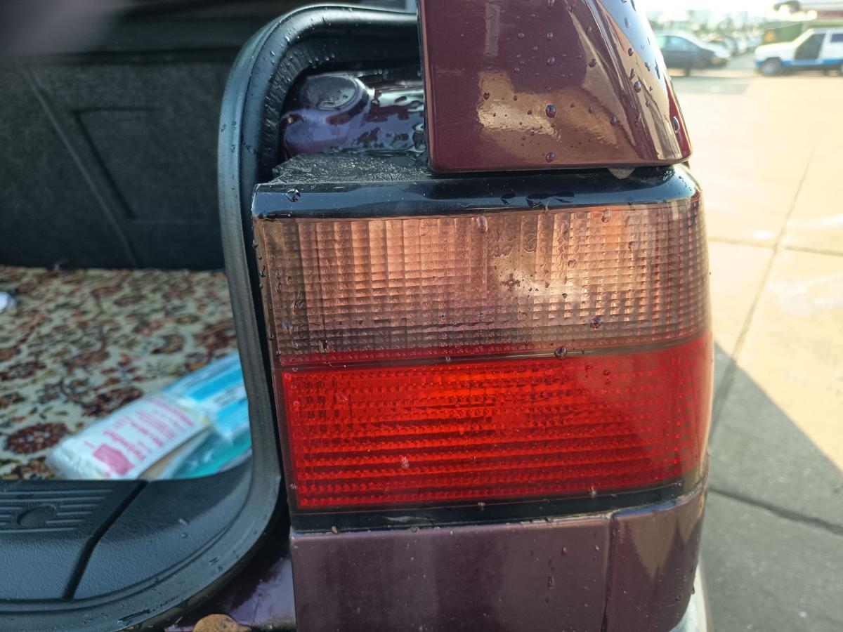 Citroen Xantia X1 Limo original R&uuml;ckleuchte rechts Heck Schluss Licht Bj 1996