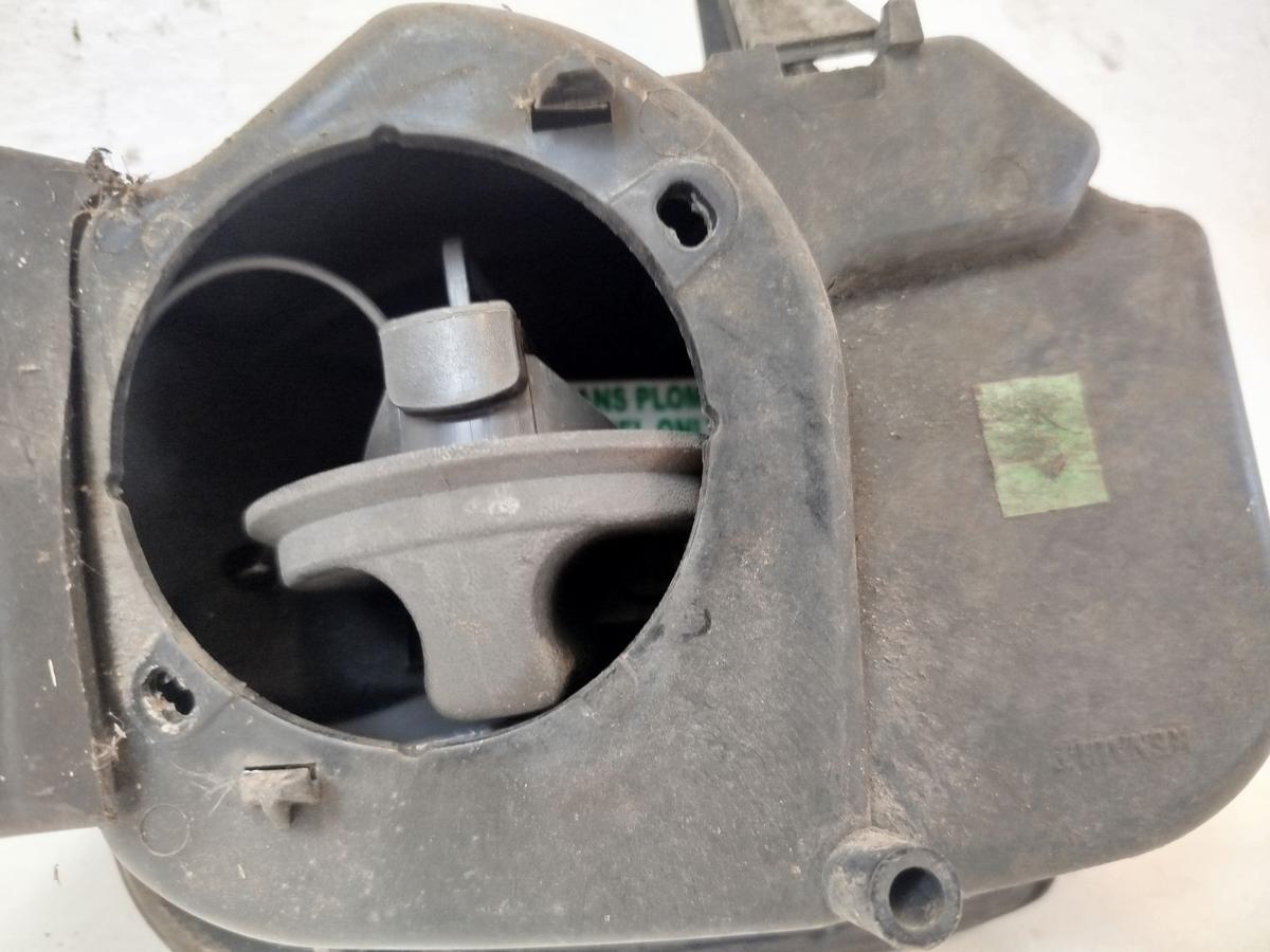 Renault Clio 3 III BR Tankklappe Tankdeckel Tankverschluss TEB66 Gris Eclipse