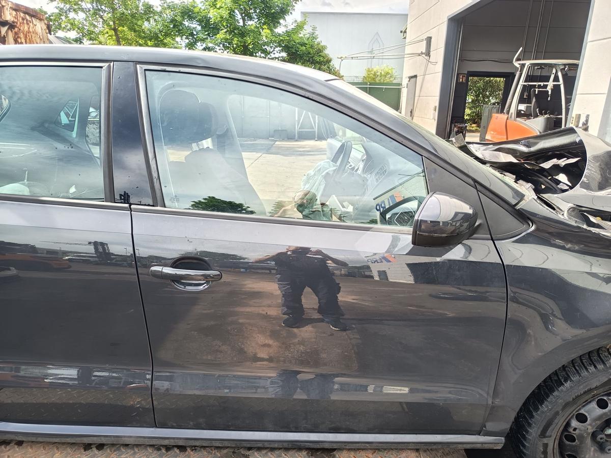 VW Polo V 6C original T&uuml;r vorn rechts Beifahrer Rohbau I7F Uranograu Bj 2014