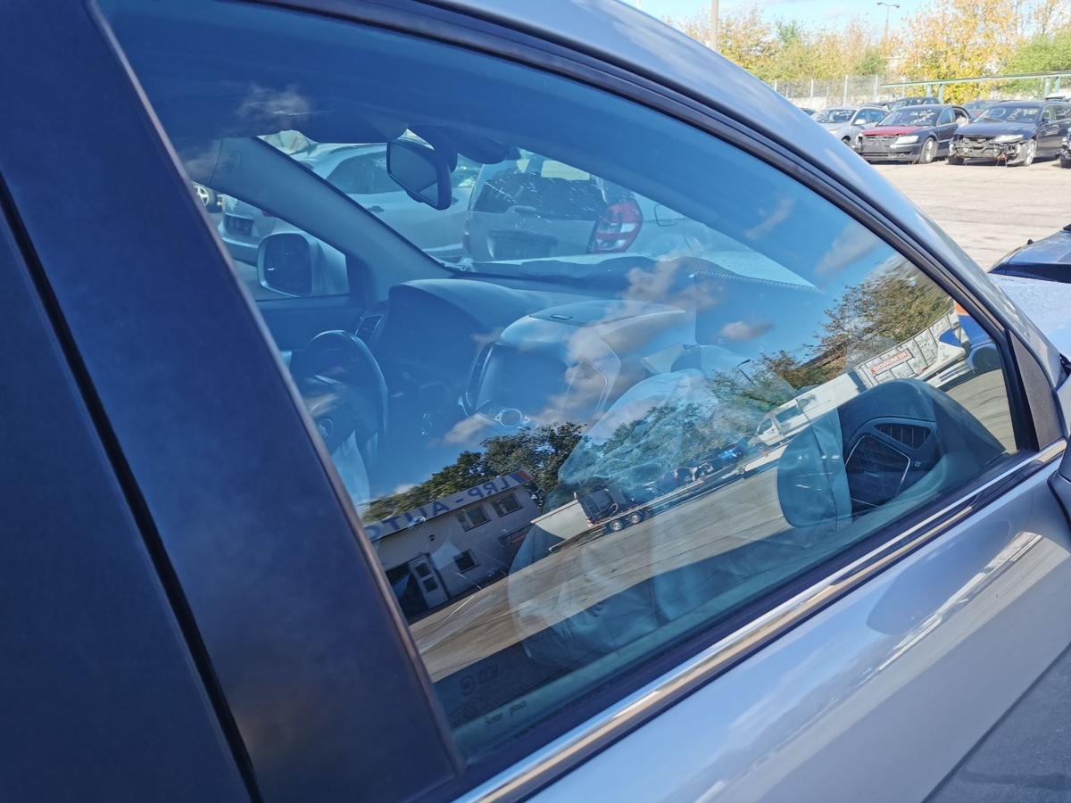 Chevrolet Captiva KLAC Türscheibe Kurbelscheibe Scheibe Tür vorn rechts