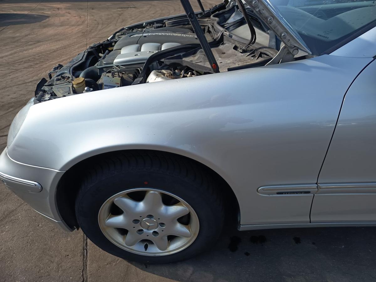 Mercedes S/W203 original Kotfl&uuml;gel links Seitenwand 744 Brillantsilber Bj 2002