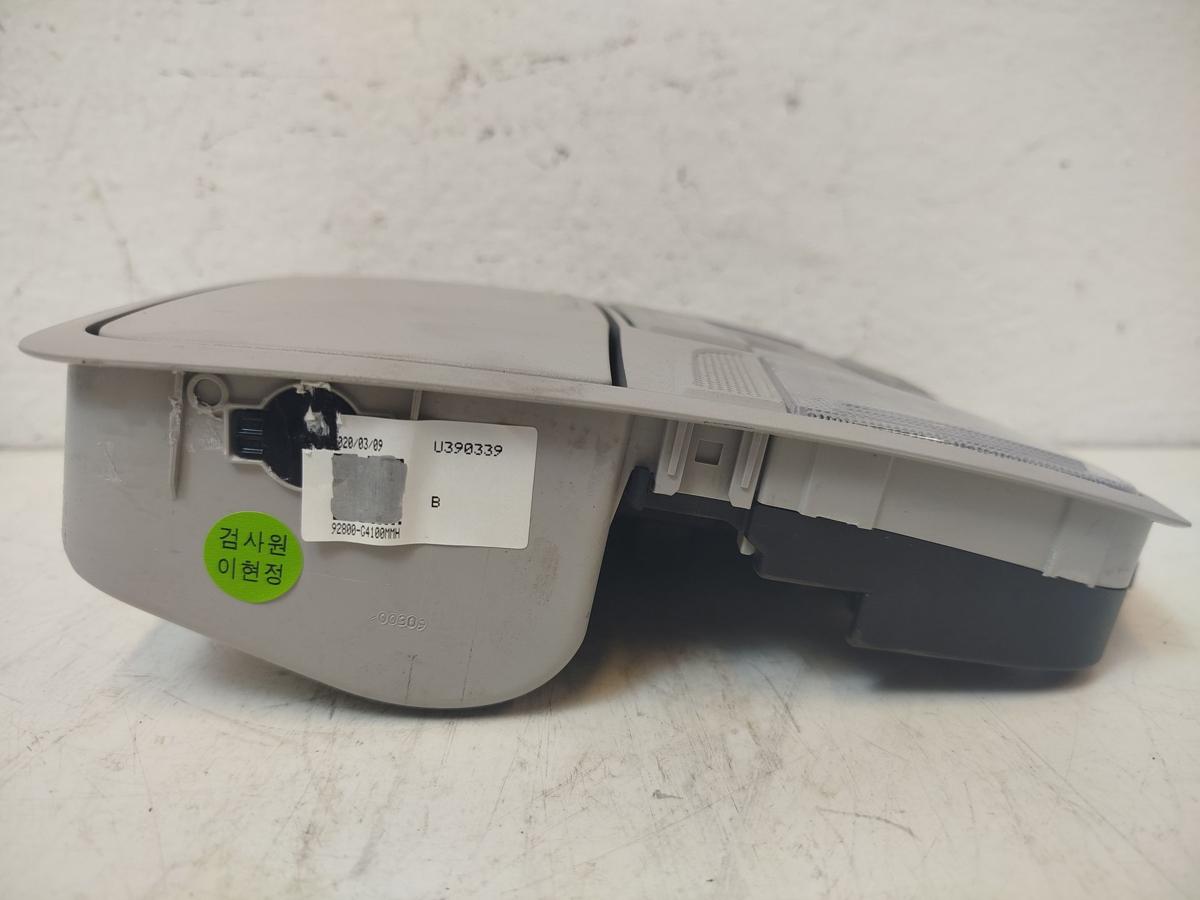 Hyundai i30 PD Mild Hybrid Innenleuchte vorn Innenraumleuchte Leselampe mit SOS