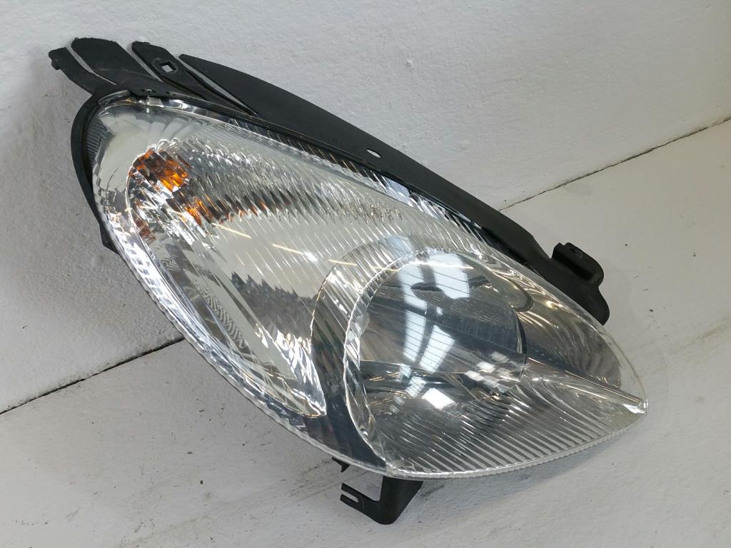 Citroen Xsara Picasso C Bj.00 Scheinwerfer rechts Halogen