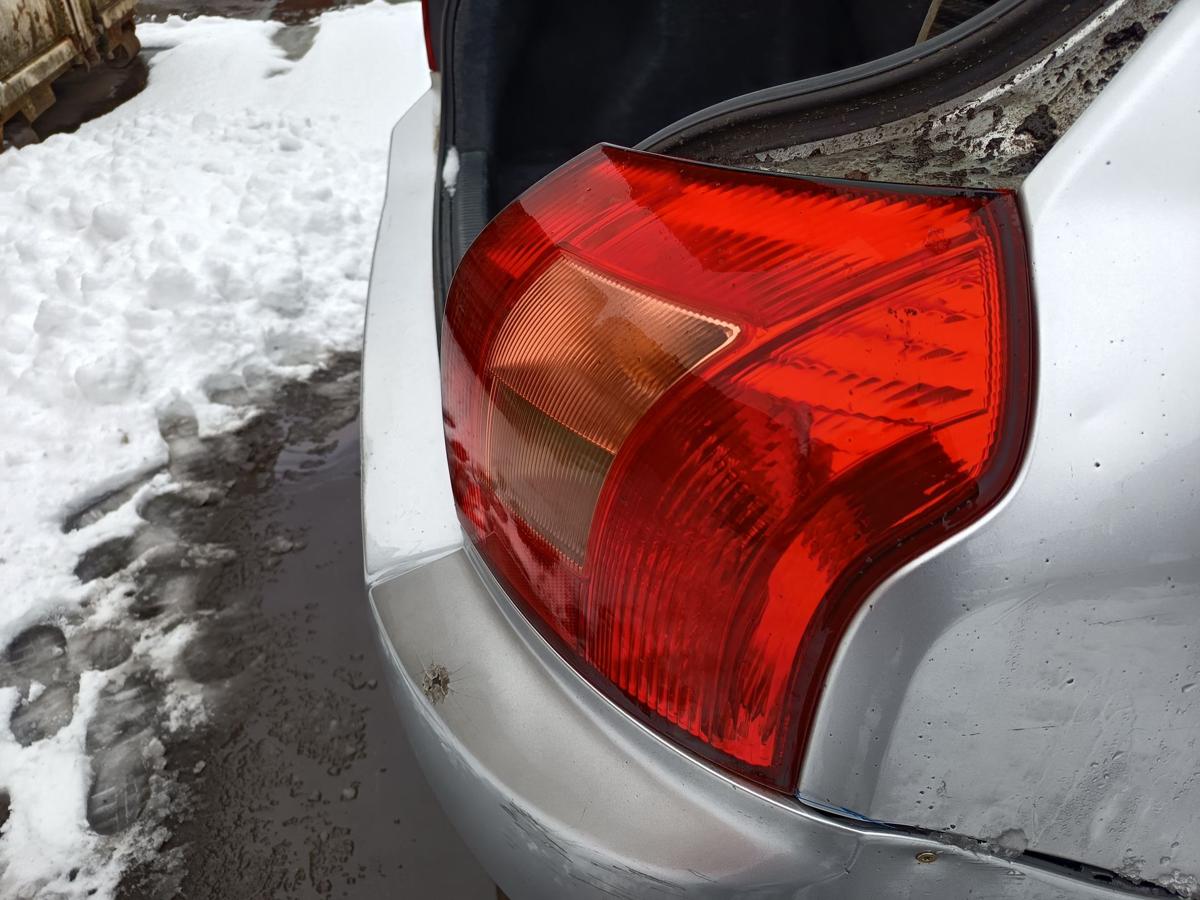 Toyota Corolla E12 original R&uuml;ckleuchte rechts Heck Schluss Licht Bj 2002