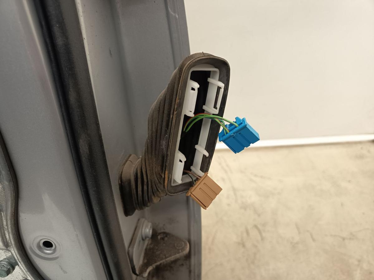 VW Polo 9N1 original T&uuml;r hinten links Fahrerseite LA7W Reflexsilber EZ2004