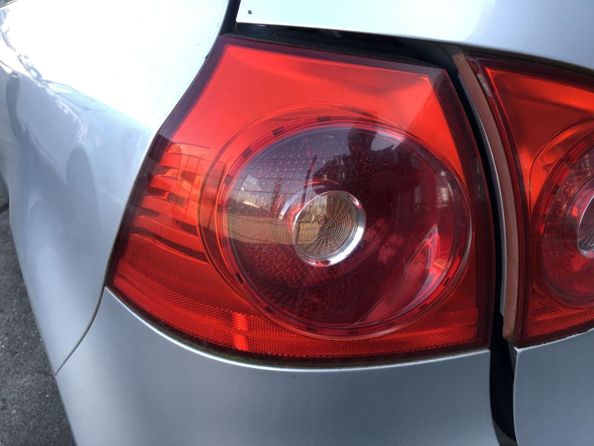 VW Golf 5 V 1K R&uuml;ckleuchte links R&uuml;cklicht Heckleuchte f&uuml;r 3 und 5 t&uuml;rer