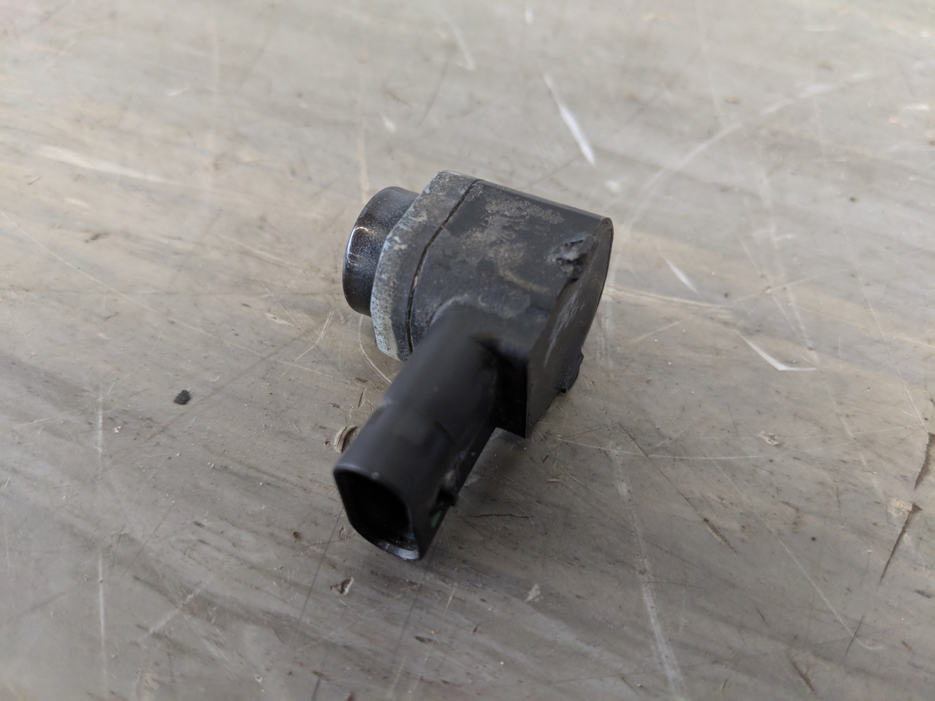 VW Passat 3C B6 PDC Sensor vorn außen links oder rechts 3C0919275S