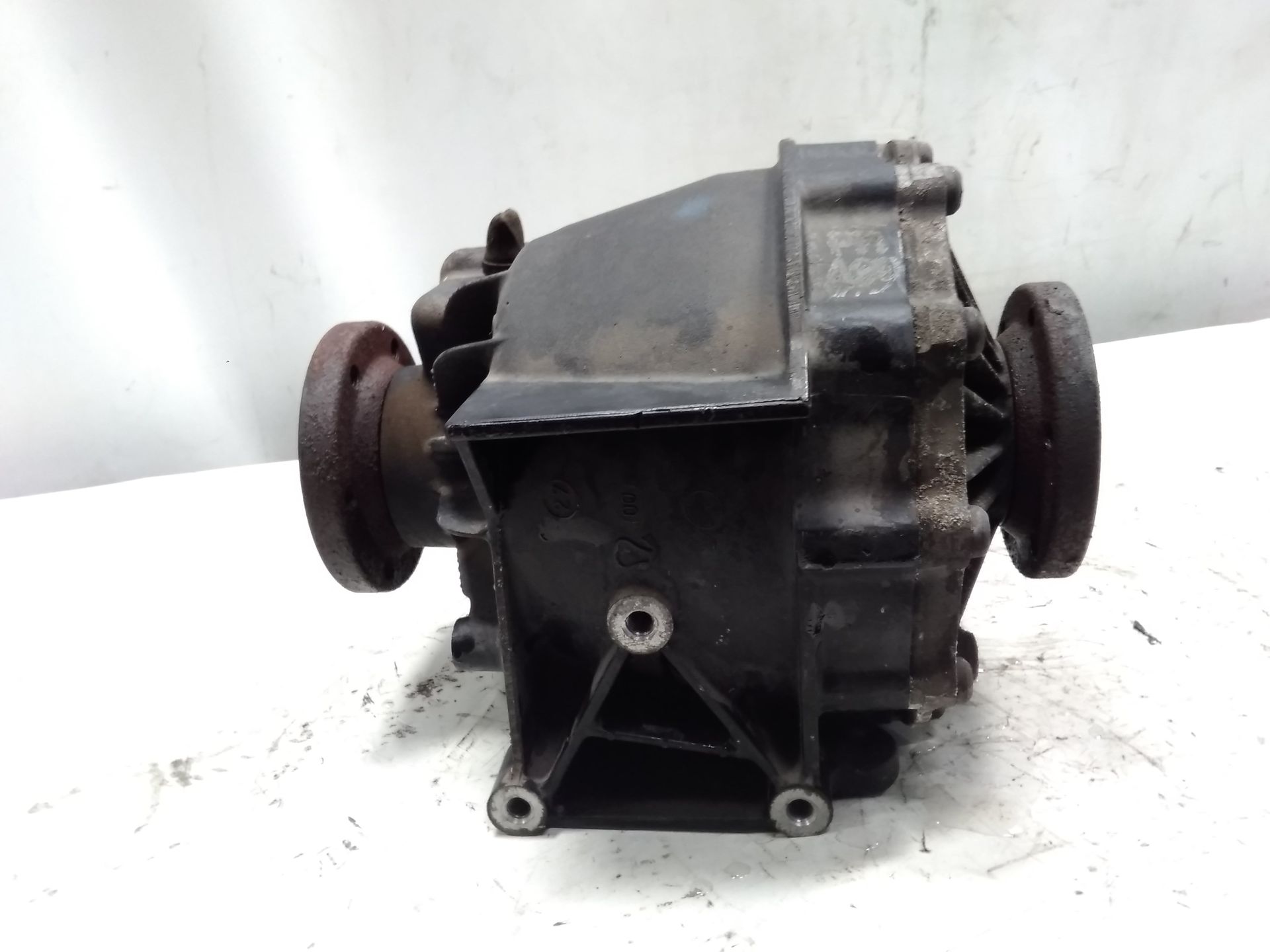 Audi A8 4D original Differential hinten EYA 6.0 309kw BJ2001