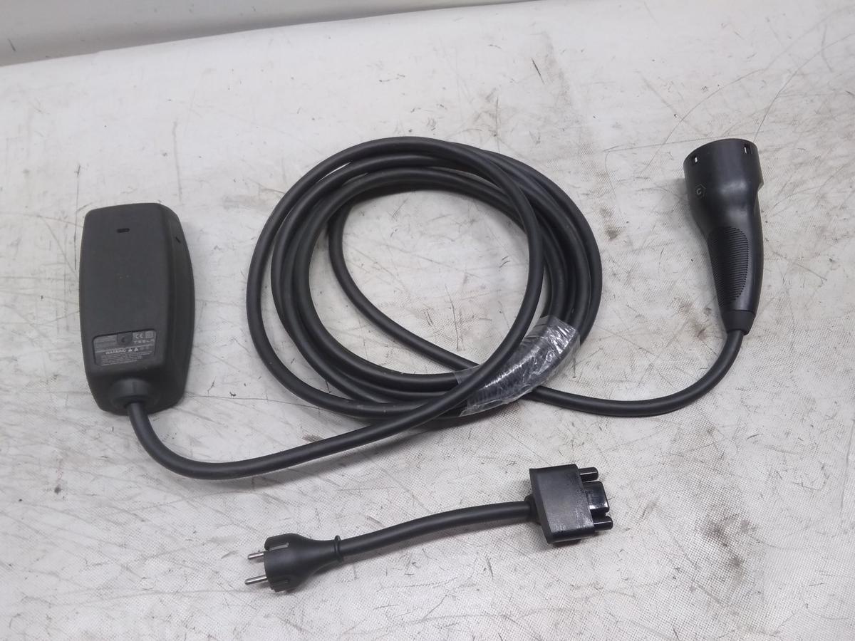 Tesla Model 3 Y original Ladekabel Ladegerät Wallbox Schuko Typ 2 BJ2021