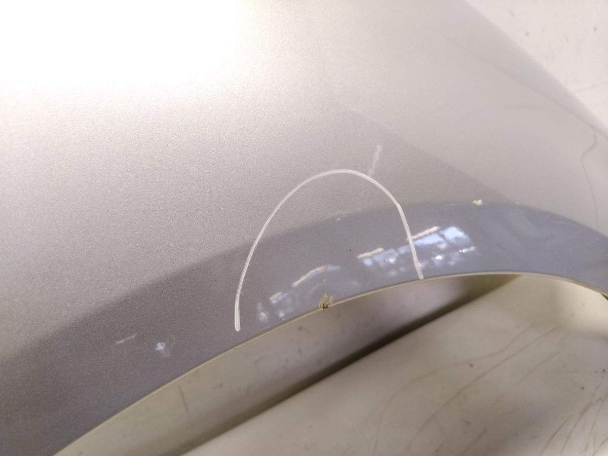Toyota Corolla E12 Kombi original Kotflügel vorn rechts silbermet. BJ2003 Rost