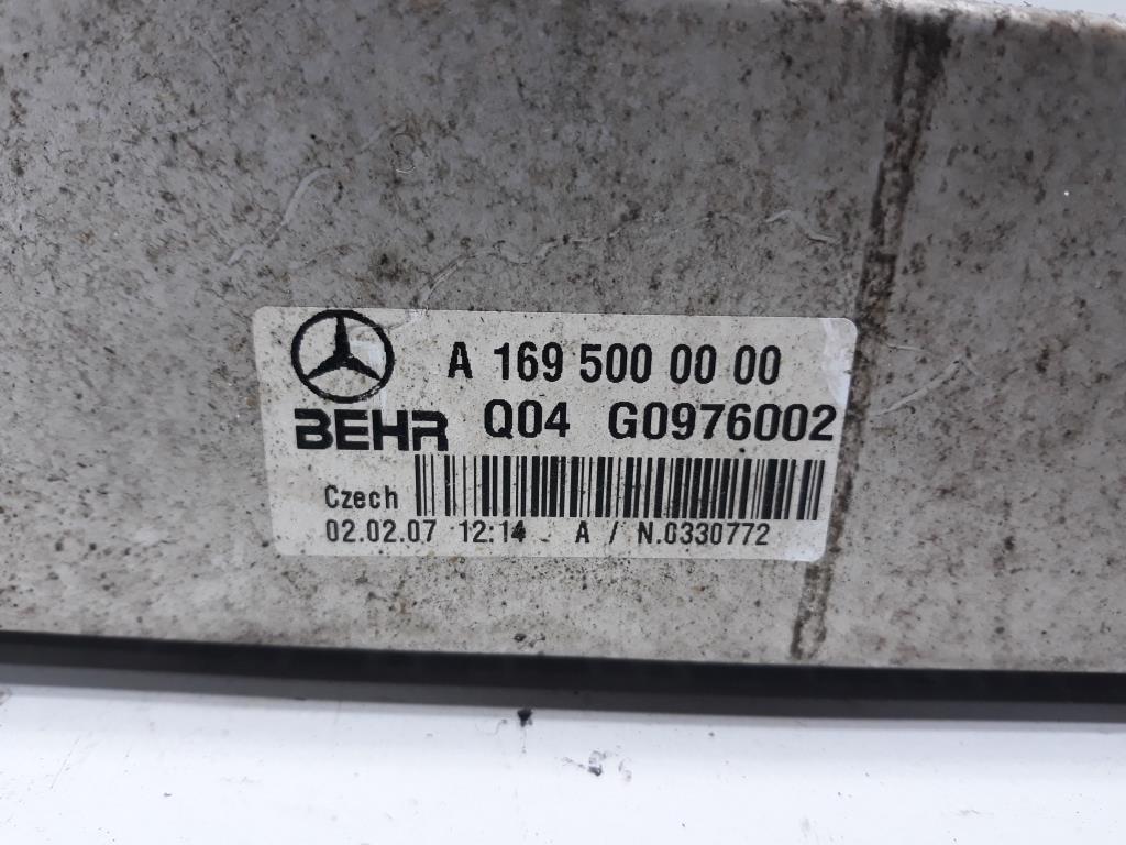 Mercedes B180CDI W245 Bj.2007 original Ladeluftkühler A1695000000 2.0TD 80kw