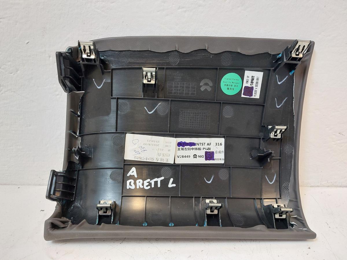 NIO ET7 Elektro Innenverkleidung Blende Armaturenbrett links Kunstleder