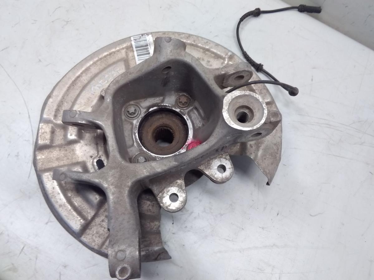 BMW 5-er F10 BJ2013 original Achsschenkel Radlagergehäuse Hinterachse rechts